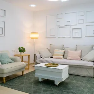  Apartamento Caleta Beach España